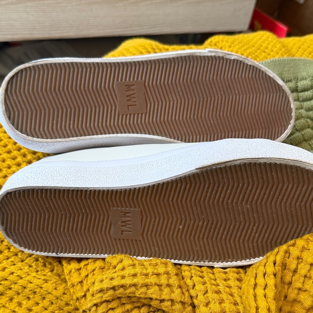 Madewell Cream Women's Sneakers - Picture 4 of 5